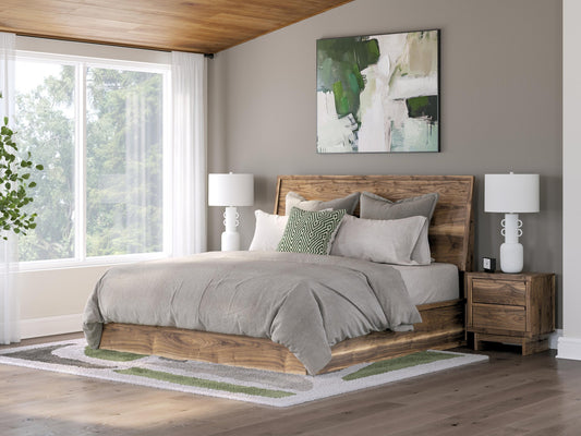 Ashley Express - Cama de panel Chirason