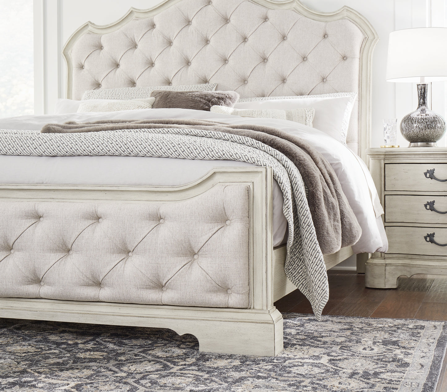 Arlendyne  Upholstered Bed With Mirrored Dresser And Nightstand