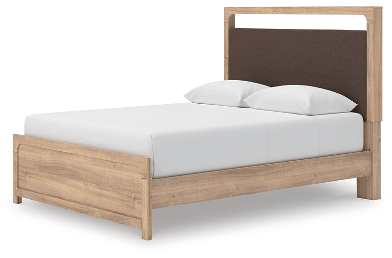 Kinlanni  Upholstered Platform Bed, Dresser, Mirror And Nightstand