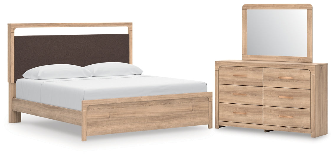 Kinlanni  Upholstered Platform Bed, Dresser And Mirror