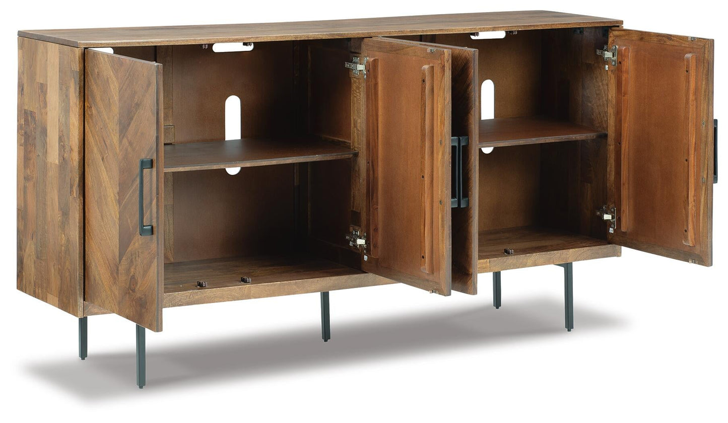 Ashley Express - Armario Decorativo Prattville