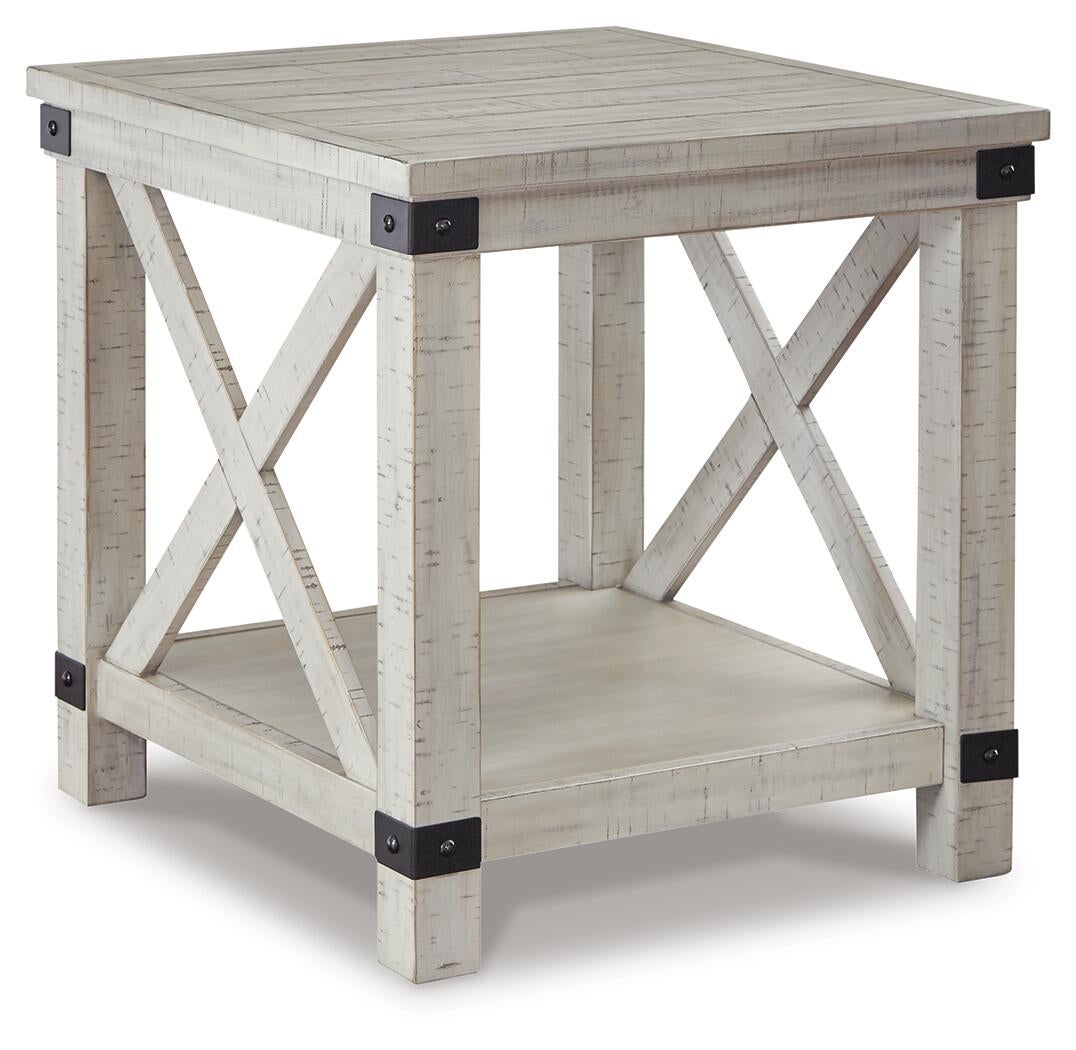 Ashley Express - Mesa auxiliar rectangular Carynhurst