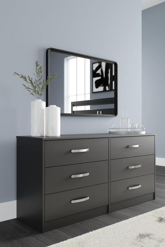 Ashley Express - Cómoda de seis cajones Finch