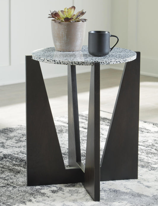 Mesa auxiliar Tellrich de Ashley Express