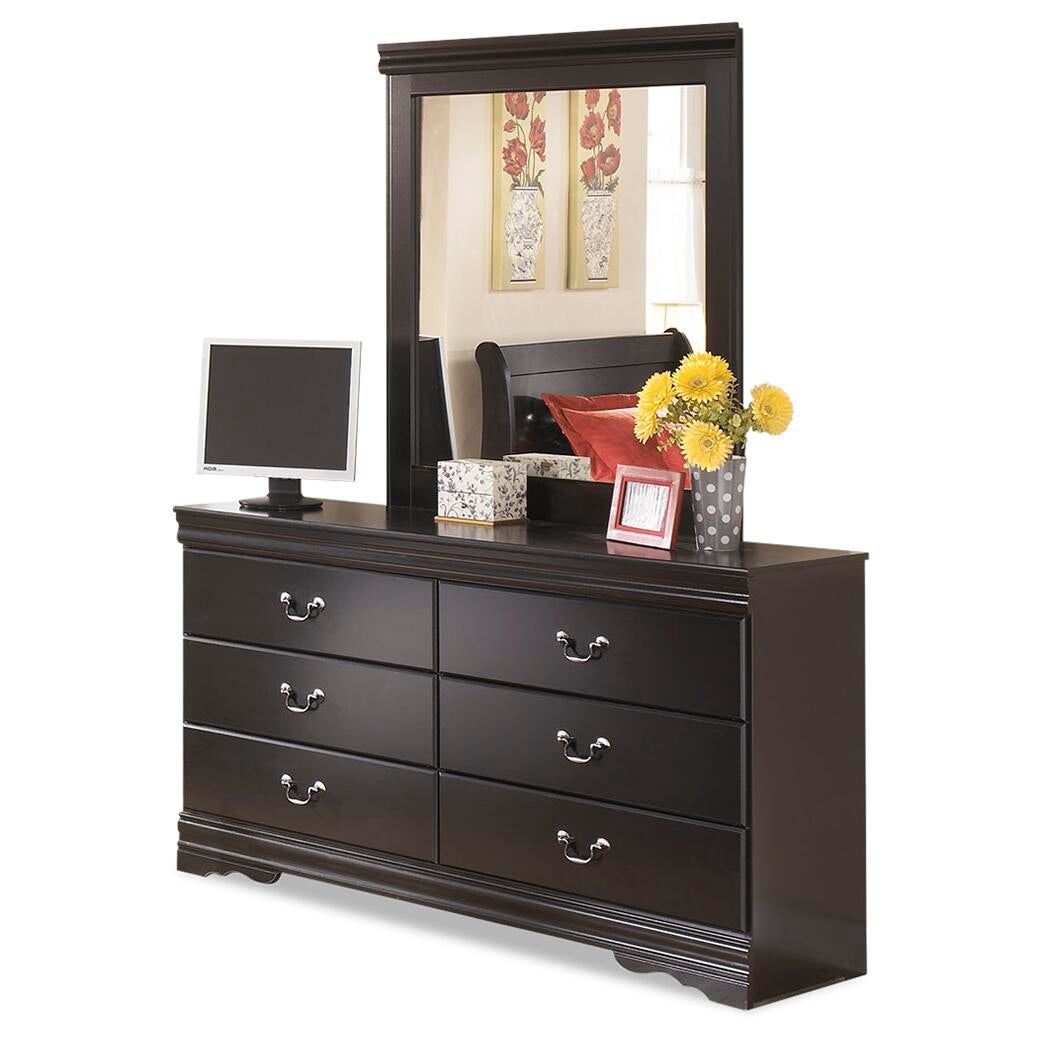 Huey Vineyard  Sleigh Bed With Mirrored Dresser