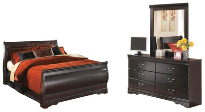 Huey Vineyard  Sleigh Bed With Mirrored Dresser