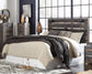 Cama Drystan con cabecera de panel y cómoda con espejo
