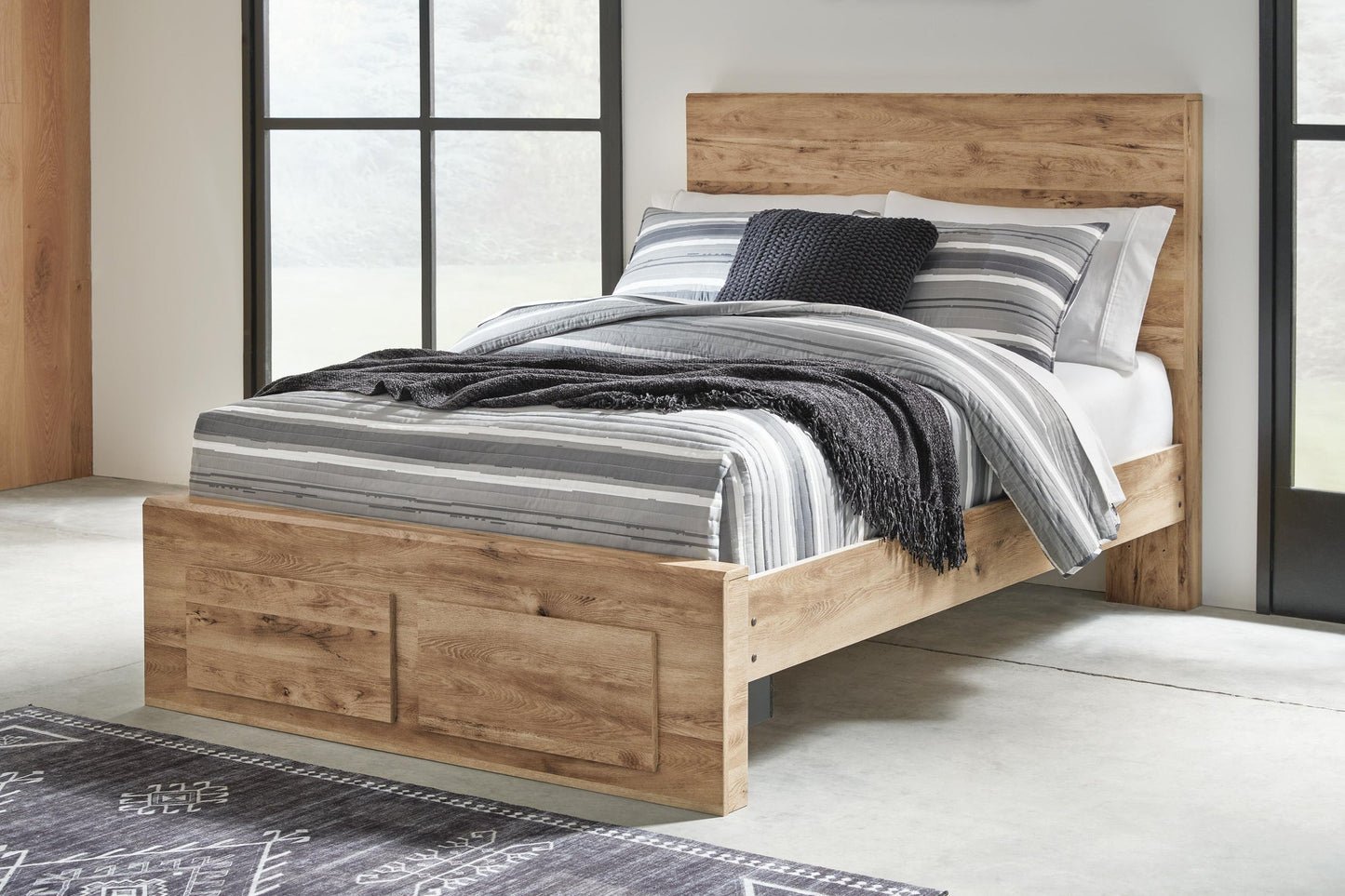 Hyanna  Panel Storage Bed With Mirrored Dresser