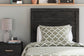 Cama de panel Belachime con cómoda de espejo y mesita de noche