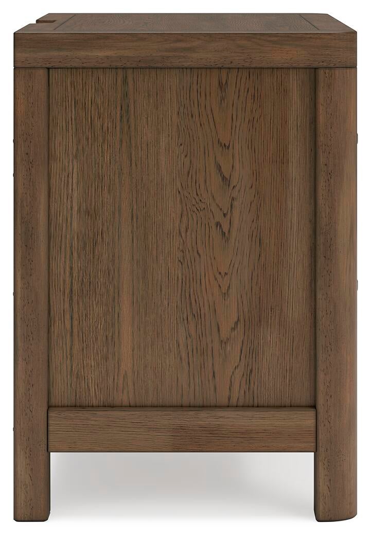 Cabalynn California  Upholstered Bed With Mirrored Dresser And Nightstand