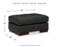 Sillón y otomana Luigi