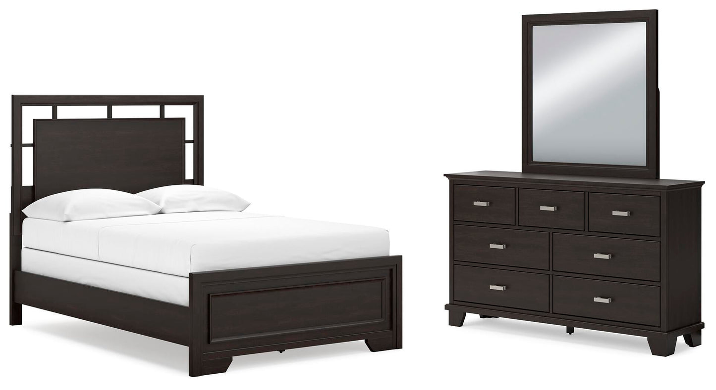 Cama con paneles Covetown con cómoda con espejo