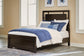 Cama con paneles Covetown con cómoda con espejo