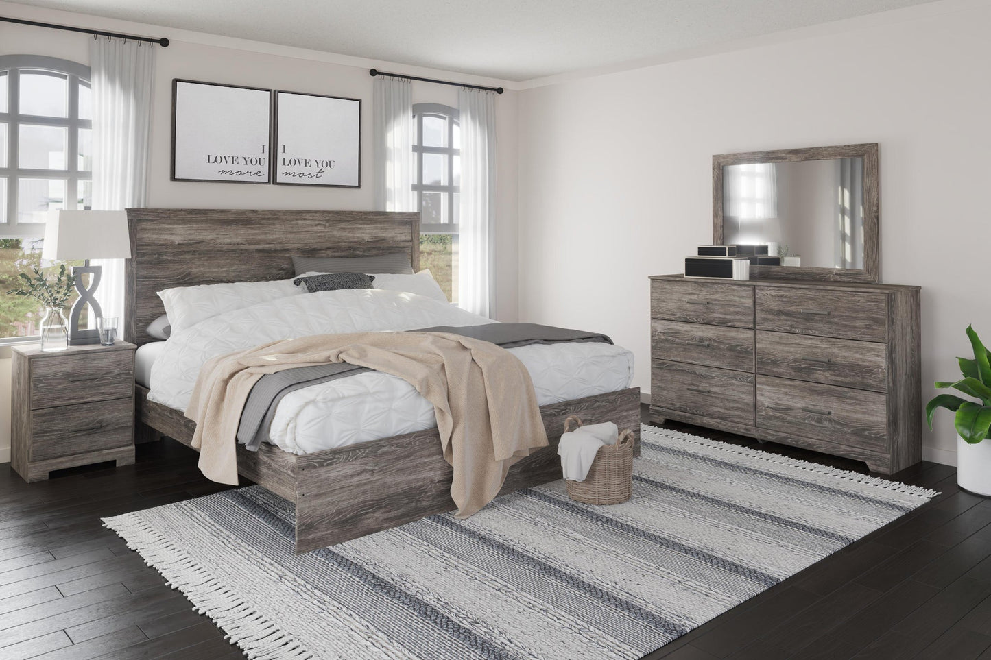 Cama Ralinksi con paneles, cómoda con espejo y mesita de noche