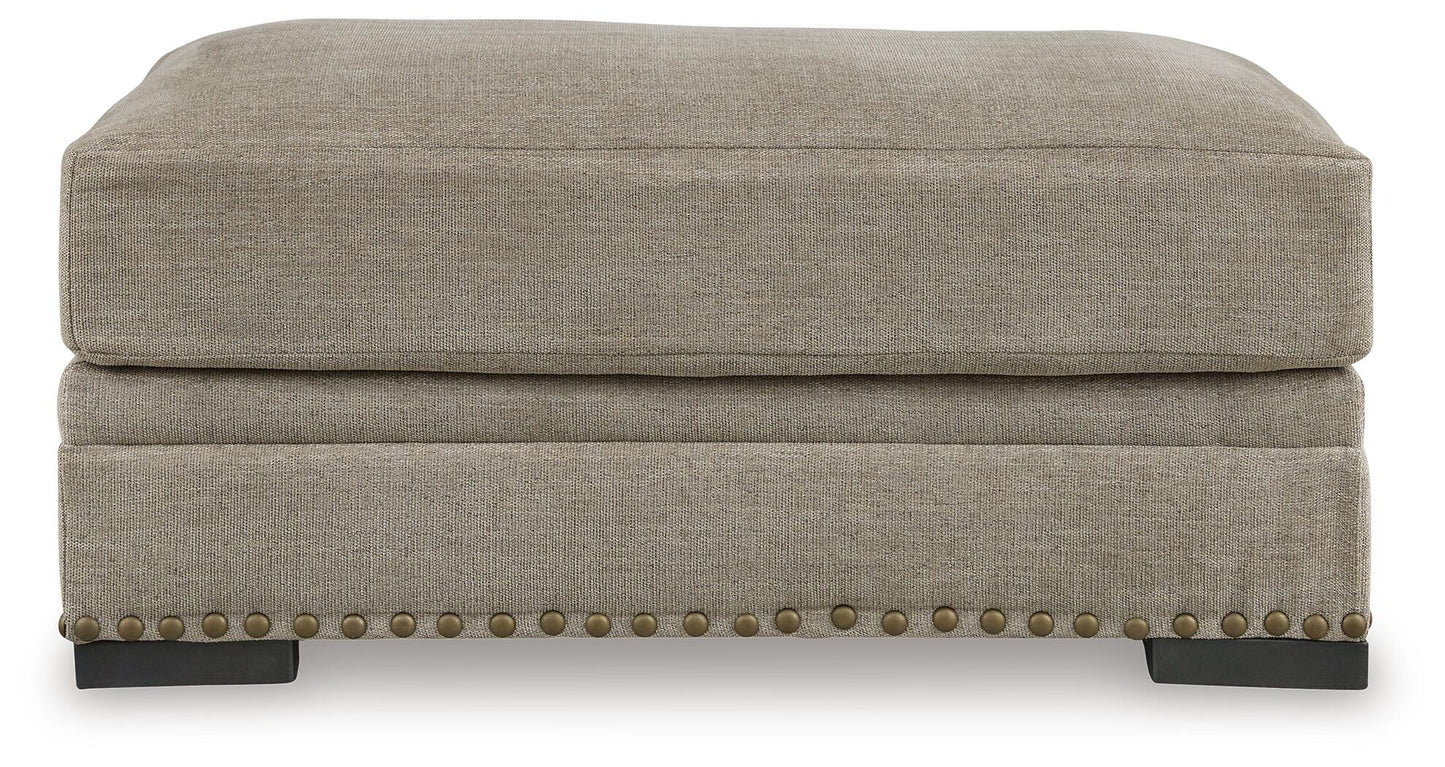 Sofá, Loveseat, Silla y Otomana Galemore