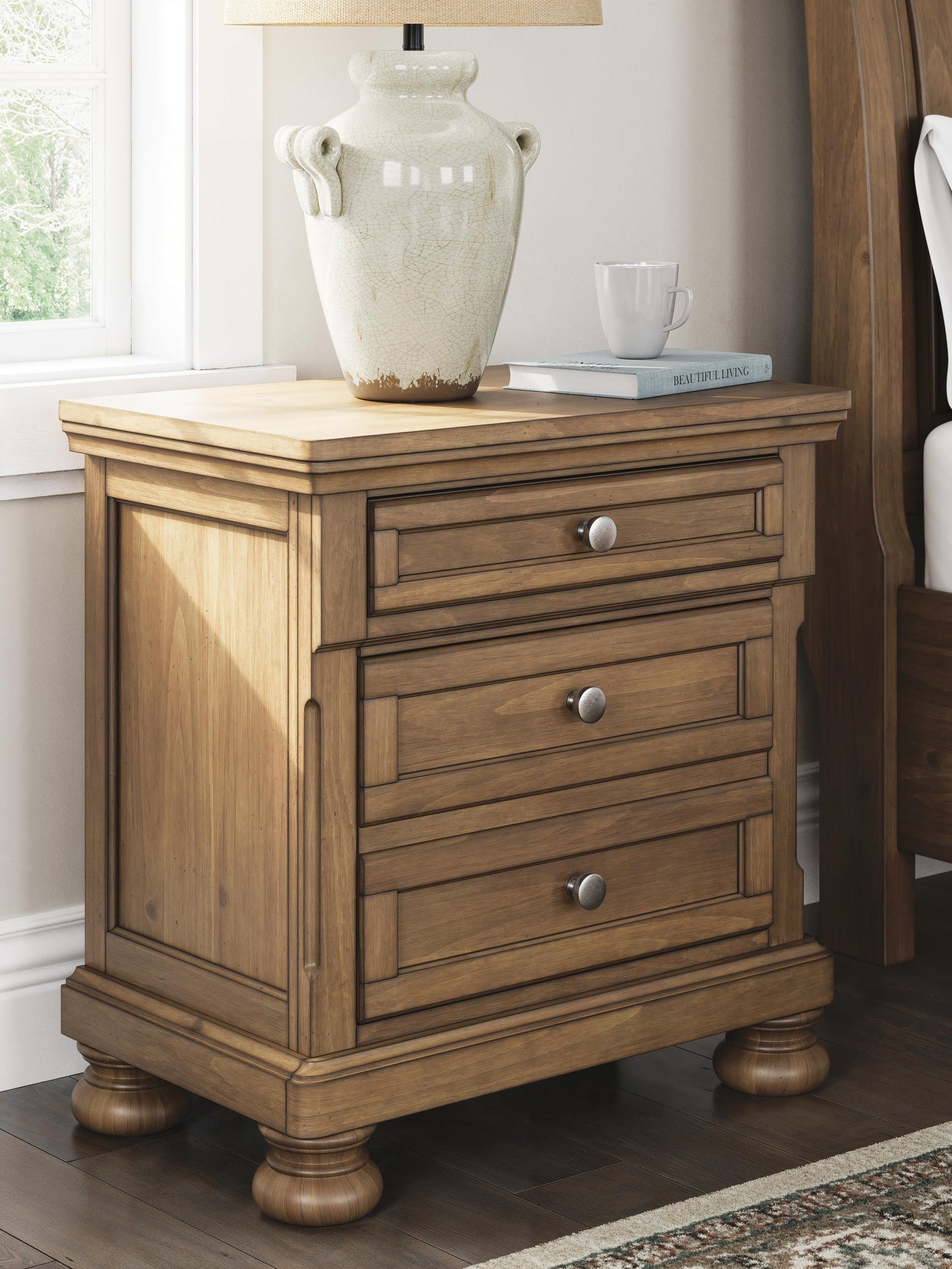 Feddinger California  Storage Sleigh Bed With Mirrored Dresser And Nightstand