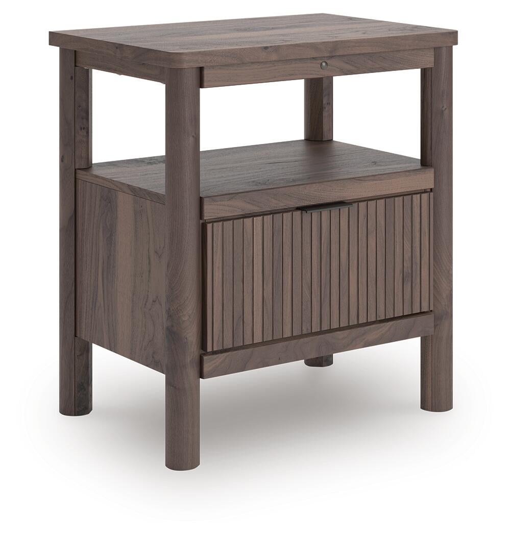 Pamytta  Panel Platform Bed, Dresser, Mirror, Chest And Nightstand