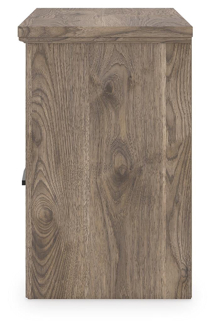 Rusticott  Panel Bed With Mirrored Dresser And Nightstand