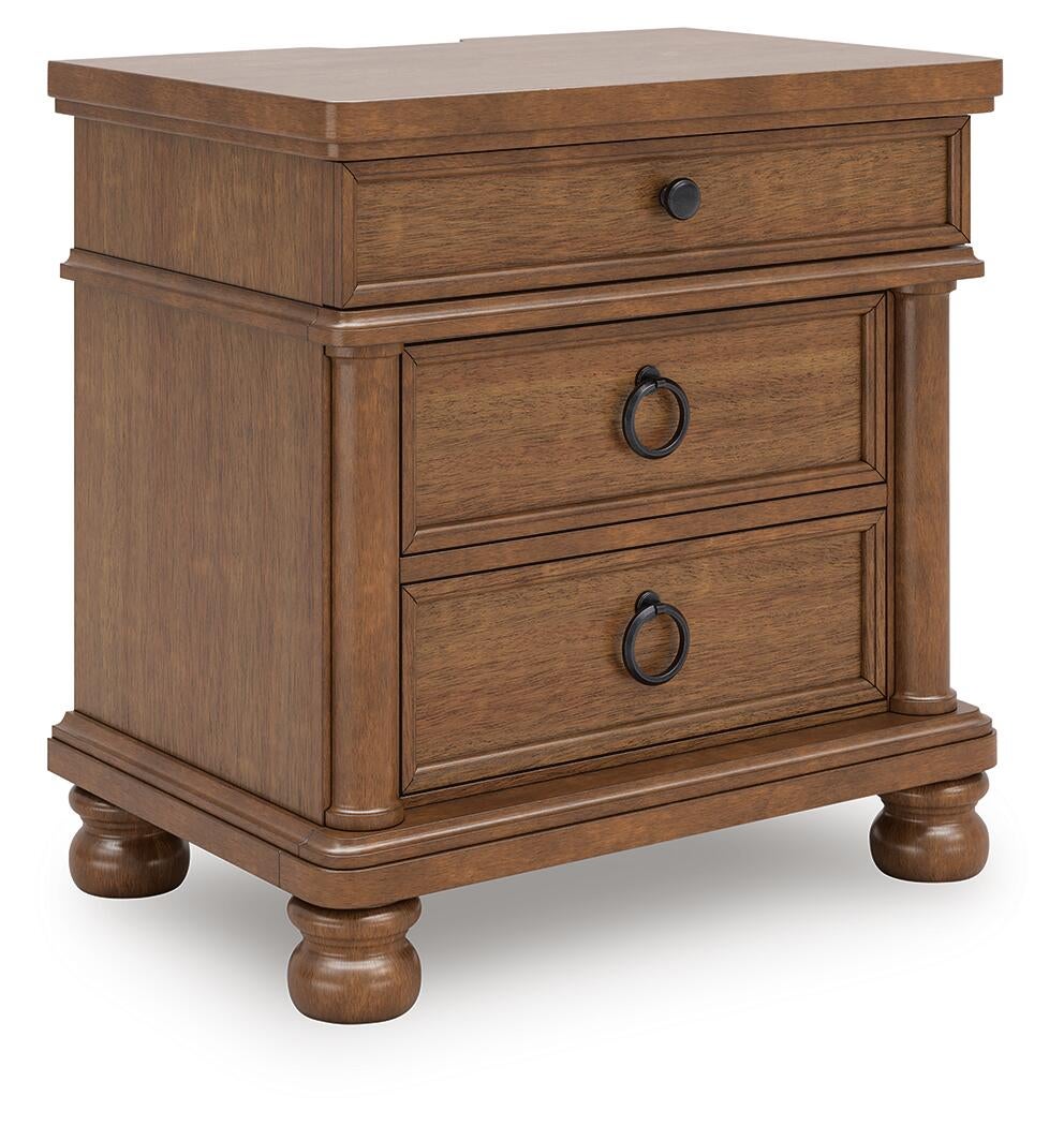 Rowlenstown California  Poster Bed With Mirrored Dresser And Nightstand