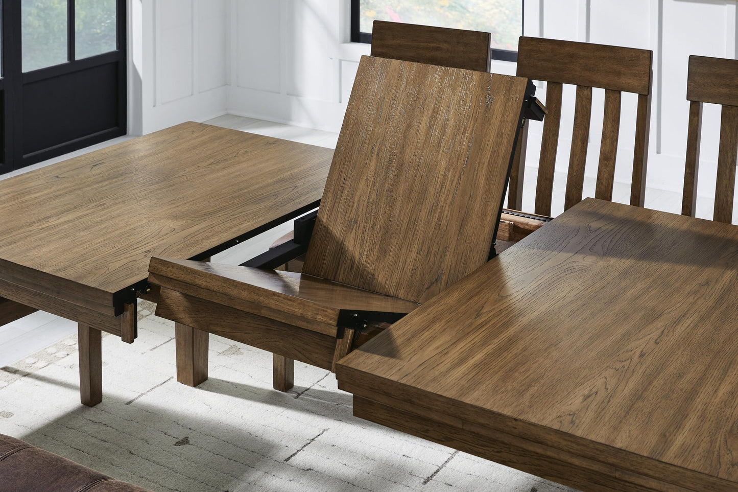 Urbinforte Dining Table and 6 Chairs